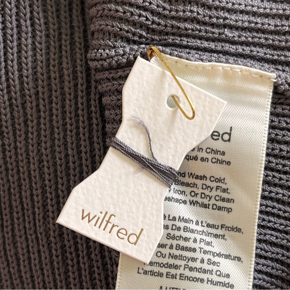 BNWOT WILFRED CROPPED SWEATER - Picture 6 of 7
